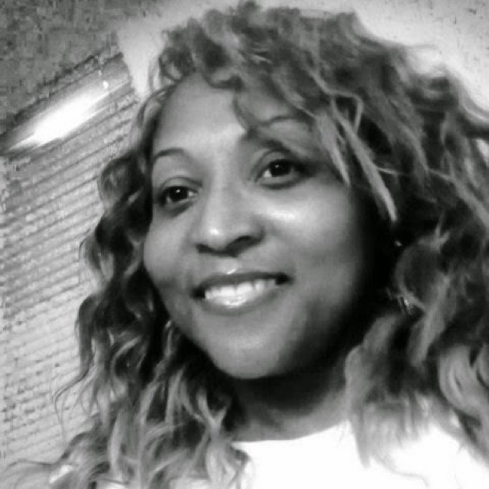 Meet your Posher, Valerie